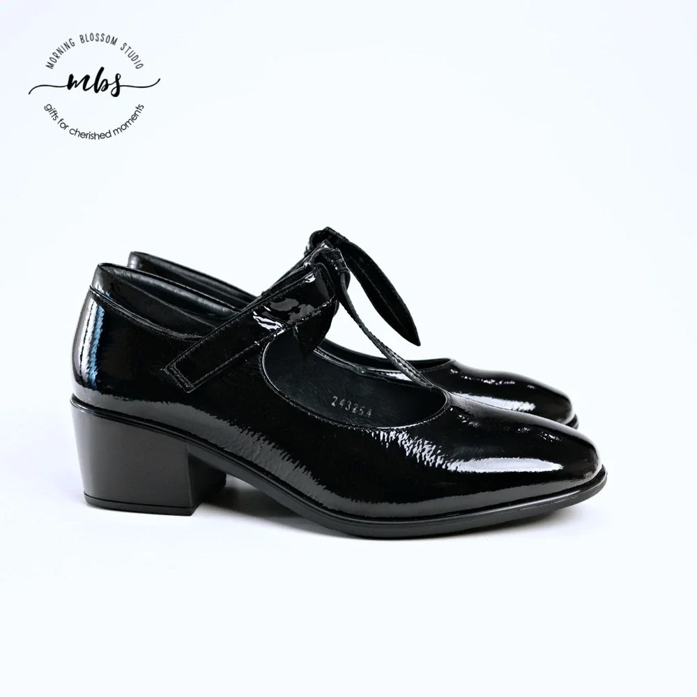 NIB‎ Naot Nobility Mary Jane Crinkle Patent Leather Orthopedic Black Women 40